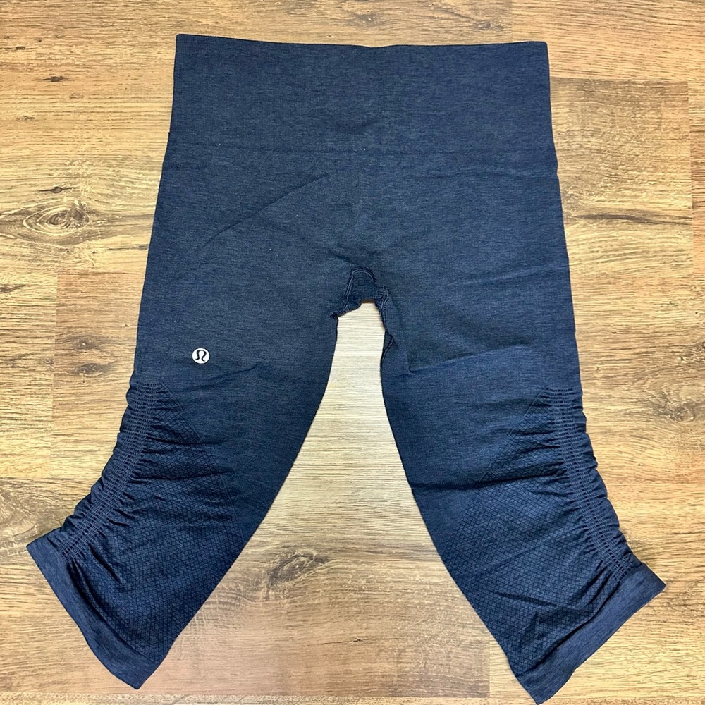 SOLD - lululemon In The Flow Dark Blue Navy Leggings Size 4